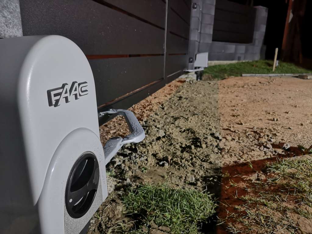 Automatyka_bramy_skrzydlowej_faac_391_piotrow_lagow_swietokrzyskie_11 Automatyka_bramy_skrzydlowej_faac_391_piotrow_lagow_swietokrzyskie_10